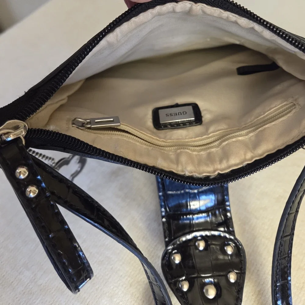 Vintage Y2K Guess Western Croc Big G Silver Studded Patent Black Crossbody Purse